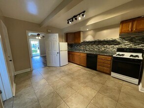 188-192 S Craig Ave in Pasadena, CA - Building Photo - Building Photo