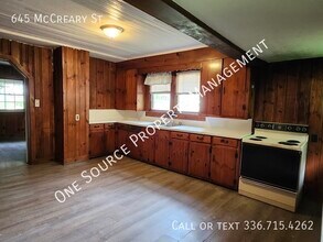 645 McCreary St in Winston-Salem, NC - Building Photo - Building Photo