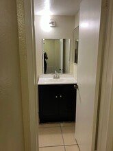 6960 Kilgore Dr in Las Vegas, NV - Foto de edificio - Building Photo