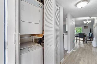 1400 NE 57th Ct in Fort Lauderdale, FL - Building Photo
