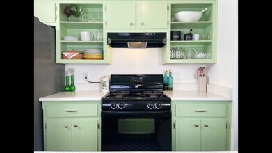 5000 Mashie Cove in Austin, TX - Building Photo - Building Photo