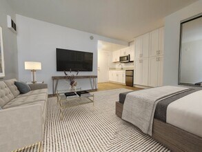 1701 Purdue Ave in Los Angeles, CA - Building Photo - Interior Photo