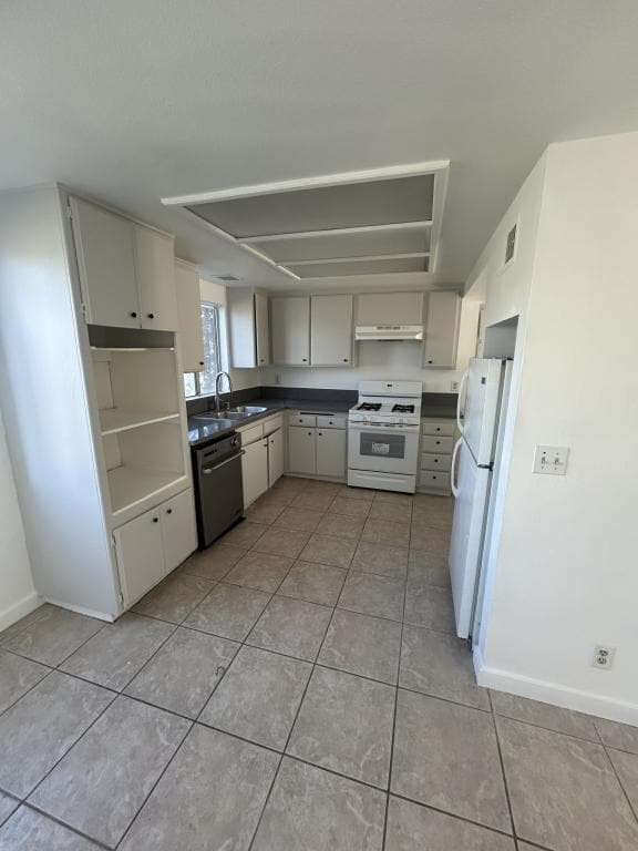 120 E Ave Q7 in Palmdale, CA - Building Photo - Building Photo