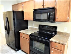 11 Mills Run Ct in Savannah, GA - Foto de edificio - Building Photo