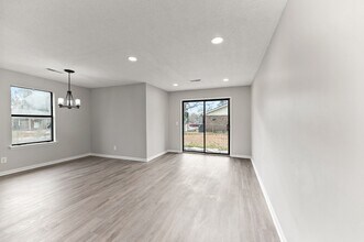 165 Hummingbird Ave in Ladson, SC - Building Photo - Building Photo