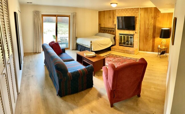 property at 11320 Gainsborough Rd