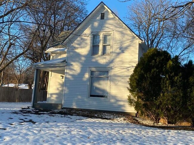 property at 5844 South St