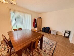 4805 Rilma Ave in Sarasota, FL - Building Photo - Building Photo