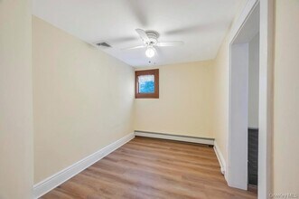 147 Cleveland Ave in Rockville Centre, NY - Building Photo - Building Photo