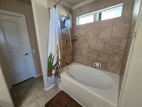 10116 Deer Chase Trl in Austin, TX - Building Photo - Building Photo
