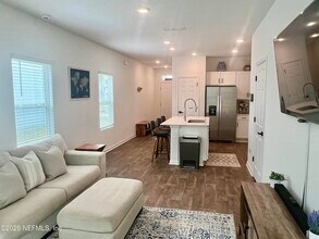 656 Celtic dr in Jacksonville, FL - Building Photo - Building Photo