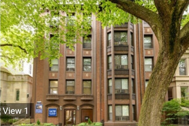 property at 1430 N Dearborn Pkwy