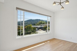 14 Ash Ave in Corte Madera, CA - Building Photo - Building Photo