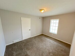 4235 Camelot Ave in Memphis, TN - Building Photo - Building Photo