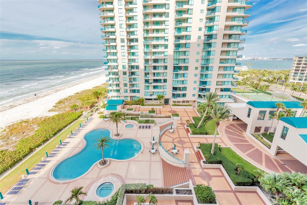 1540 Gulf Blvd in Clearwater, FL - Building Photo
