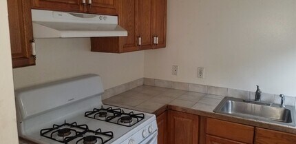 2430.5 E St in San Diego, CA - Building Photo - Building Photo