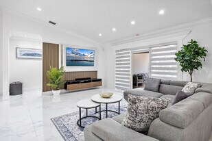 14236 SW 164th Terrace in Miami, FL - Building Photo