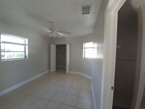 5810 NE 14th Rd in Fort Lauderdale, FL - Building Photo - Building Photo