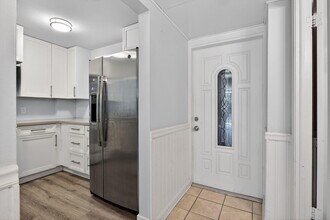 107 Royal Pk Dr in Oakland Park, FL - Building Photo - Building Photo