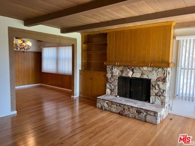 5321 W Slauson Ave in Los Angeles, CA - Building Photo - Building Photo
