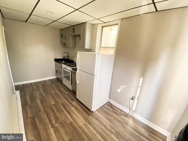 property at 2930 Frankford Ave