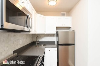 645 W Wrightwood Ave, Unit A03C in Chicago, IL - Building Photo - Building Photo