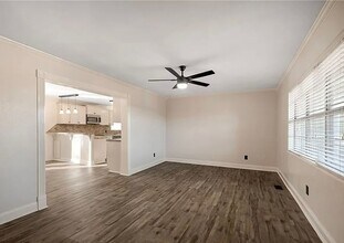 802 Hemlock St in Van Buren, AR - Building Photo - Building Photo