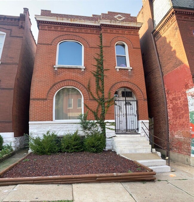 3020 Cherokee St, Unit 3020 Cherokee 1F in St. Louis, MO - Building Photo - Building Photo