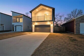 3002 Rochester St in Dallas, TX - Building Photo - Building Photo