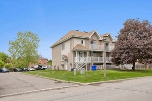 579 De Sainte-Maxime Rue in Gatineau, QC - Building Photo