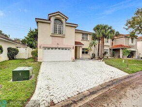 613 NW 135th Terrace in Plantation, FL - Building Photo - Building Photo