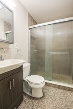 79 Linden St, Unit 1 in Boston, MA - Foto de edificio - Building Photo