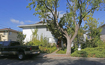 209 Milbrae Ln in Los Gatos, CA - Building Photo - Building Photo