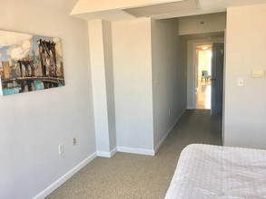 910 Beacon St, Unit 2 in Boston, MA - Building Photo - Building Photo