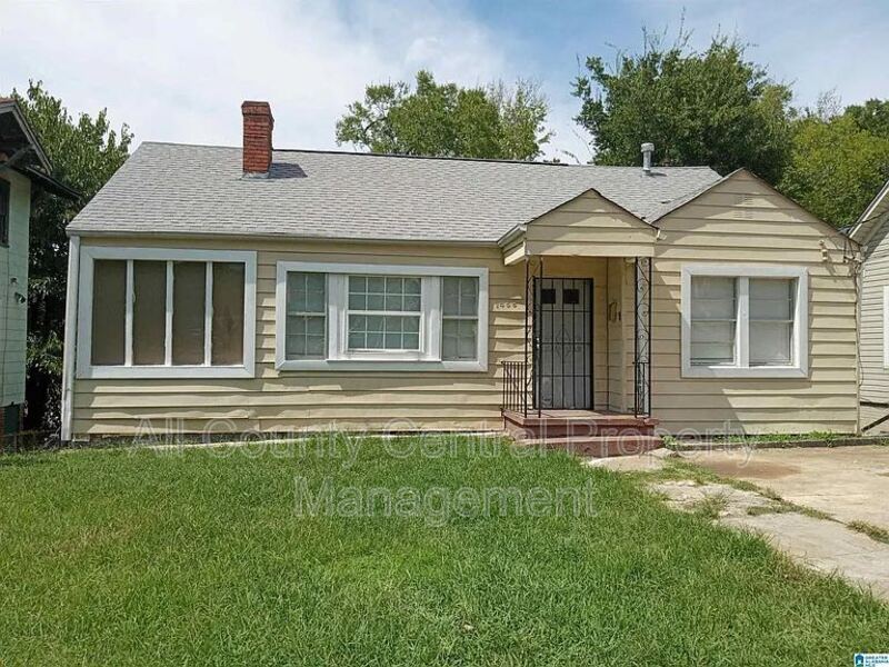 1468 Pike Rd in Birmingham, AL - Building Photo