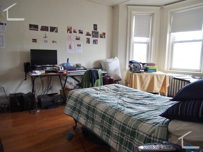 property at 1175 Boylston St