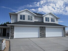 2655 N Shady Place in Cedar City, UT - Building Photo