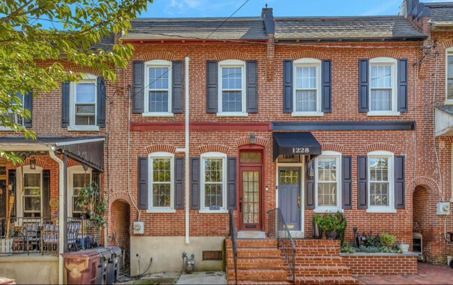 property at 1230 Tatnall St