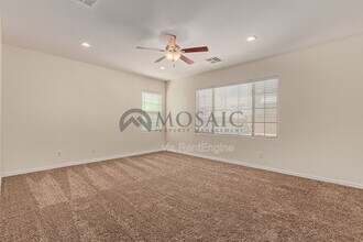 21374 N 77th Ln in Peoria, AZ - Building Photo - Building Photo