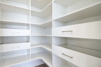 3105 Somerset Levens Ln in Houston, TX - Building Photo - Building Photo