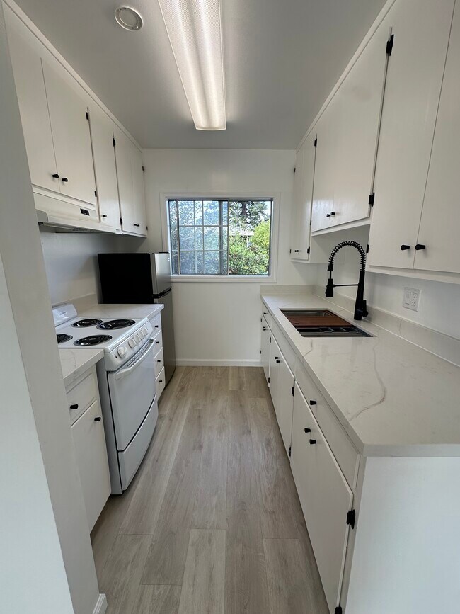 2919 Fulton St, Unit 3 in Berkeley, CA - Building Photo - Building Photo