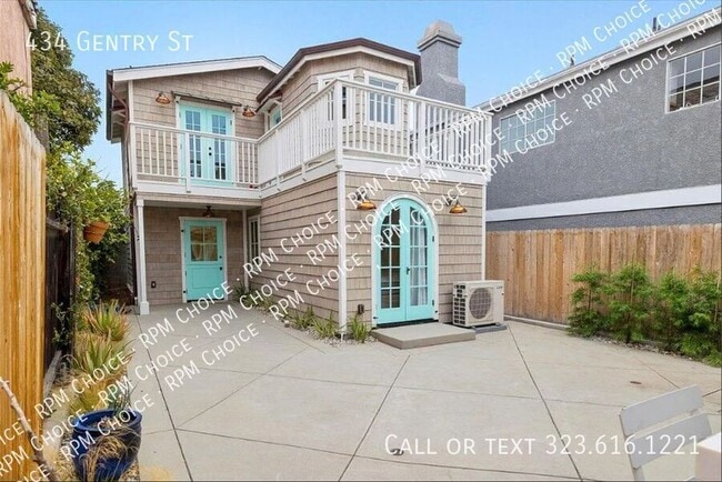 property at 434 Gentry St