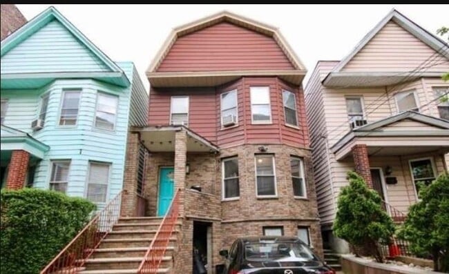 property at 204 Sherman Ave