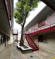 1410 Blalock Rd in Houston, TX - Building Photo