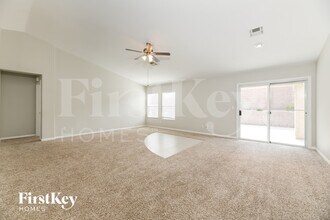 1049 Silver Star St in Henderson, NV - Building Photo - Building Photo