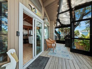 5141 St Albans Ave in Siesta Key, FL - Building Photo - Building Photo