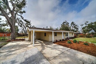 1602 Montana Ave in Lynn Haven, FL - Building Photo - Building Photo