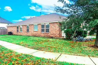 24622 Colonial Birch Ln in Katy, TX - Building Photo - Building Photo