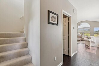 26422 Elk Run E in New Hudson, MI - Building Photo - Building Photo