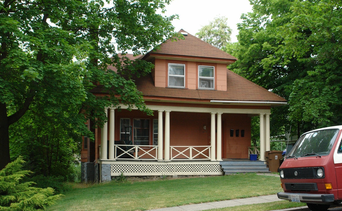 1004 W 12th Ave in Spokane, WA - Building Photo